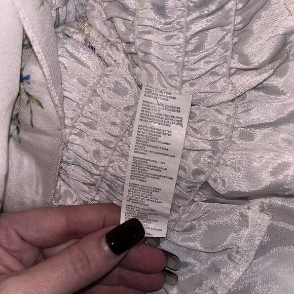 Nasty Gal White Floral Bodycon Smocked Ruffle Cottegecore Fairy Dress Size 4 - Picture 10 of 10